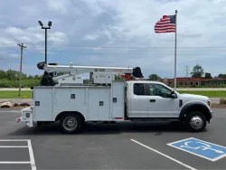 2018 Ford Super Duty F-550 XL | Thumbnail Photo 12 of 21