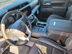 2026 GMC Sierra 2500HD Denali | Thumbnail Photo 11 of 25