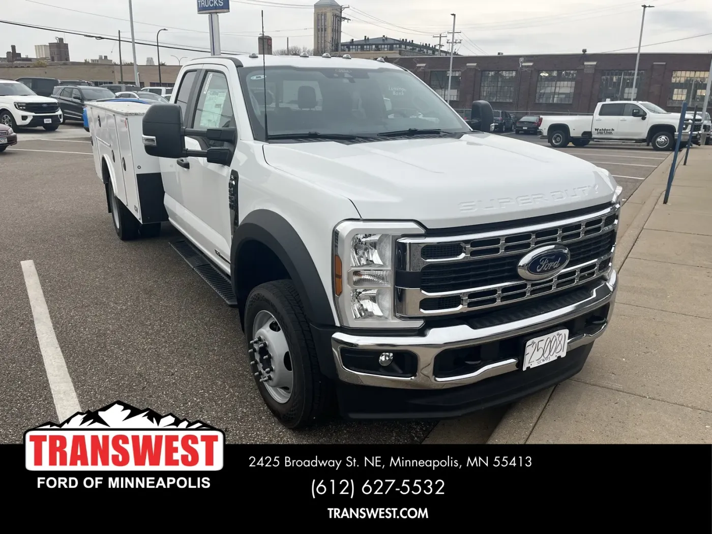 2025 Ford Super Duty F-550 | Photo 2 of 14