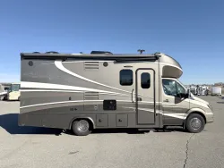 2016 Dynamax Isata 3 24FWM | Thumbnail Photo 2 of 22