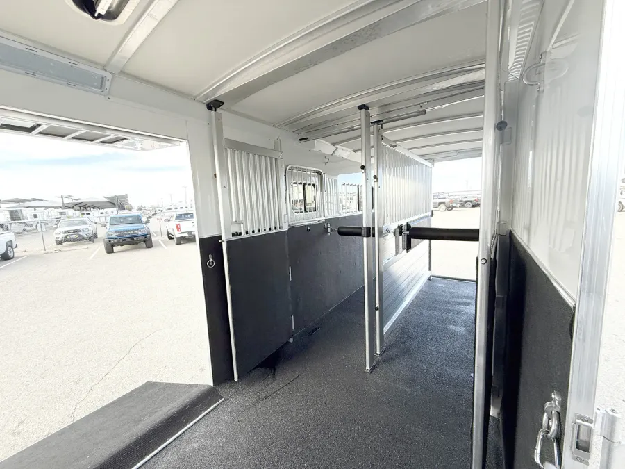 2026 Cimarron Norstar Warmblood 2 + 1 | Photo 16 of 20