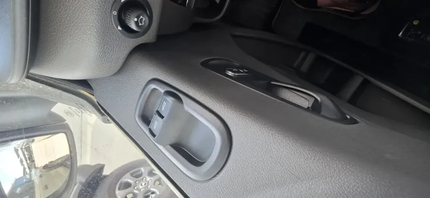 2026 Ford Transit-250 | Photo 9 of 23