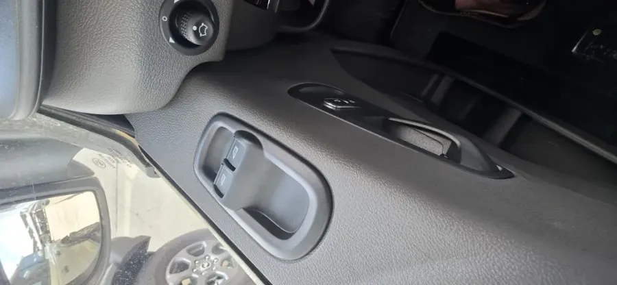 2026 Ford Transit-250 | Photo 9 of 23