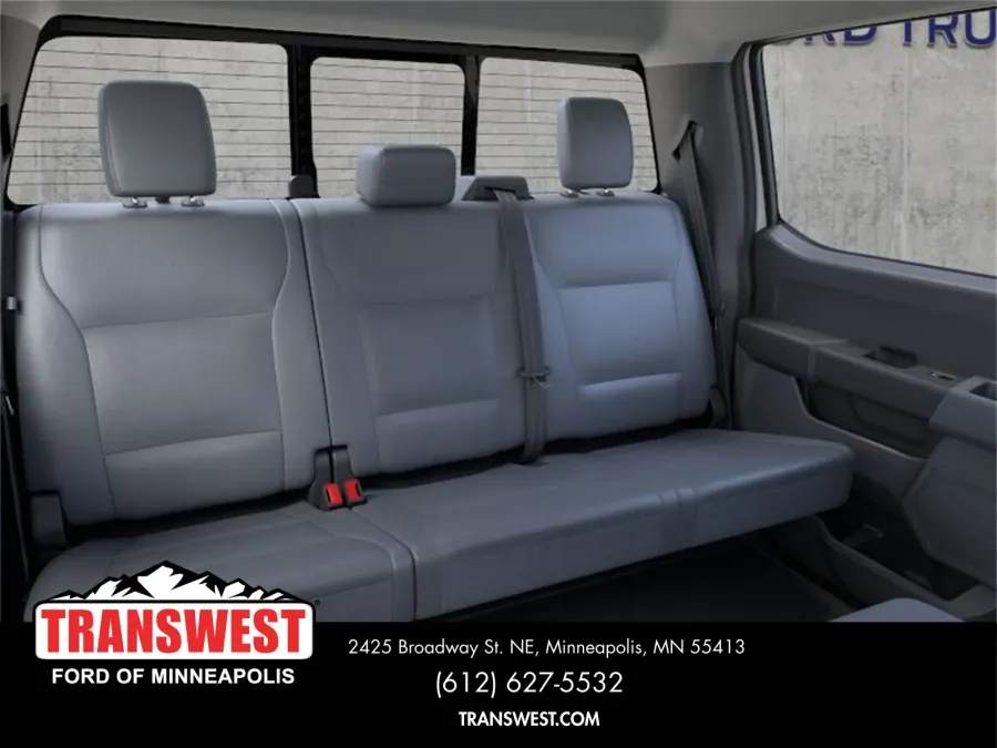 2025 Ford Super Duty F-350 | Photo 11 of 22