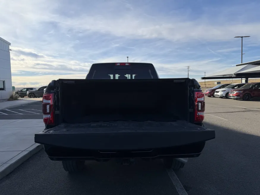 2020 RAM 2500 Laramie | Photo 7 of 21