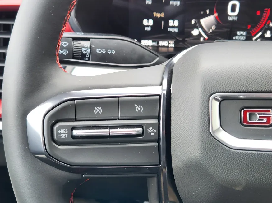 2026 GMC Canyon 4WD AT4X | Photo 15 of 25