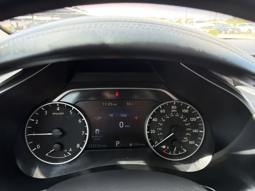 2016 Nissan Murano | Photo 17 of 18
