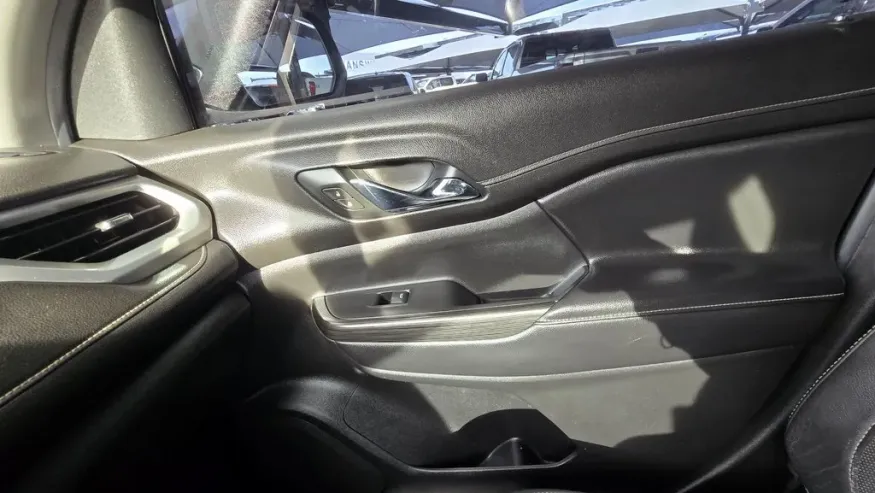 2019 GMC Acadia | Photo 27 of 31