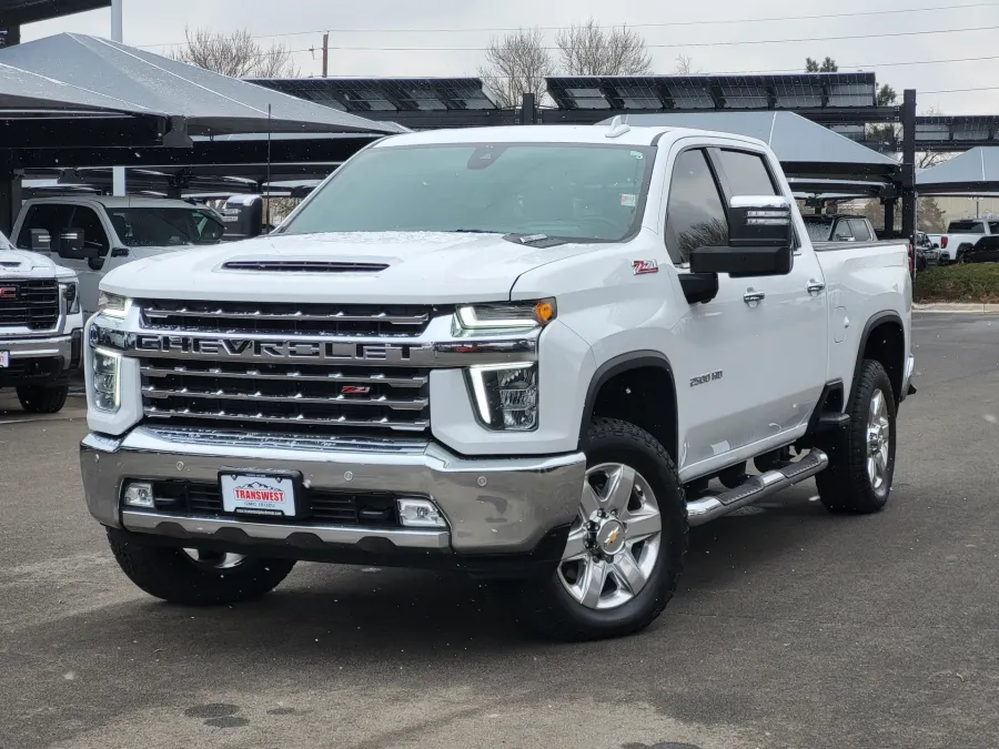 2022 Chevrolet Silverado 2500HD LTZ | Photo 6 of 36