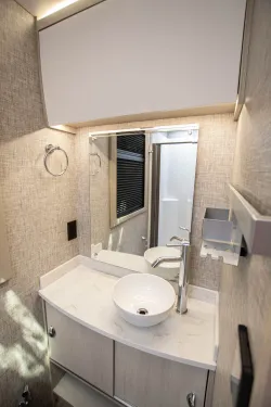 2026 Tiffin Wayfarer 25XRW | Thumbnail Photo 23 of 24