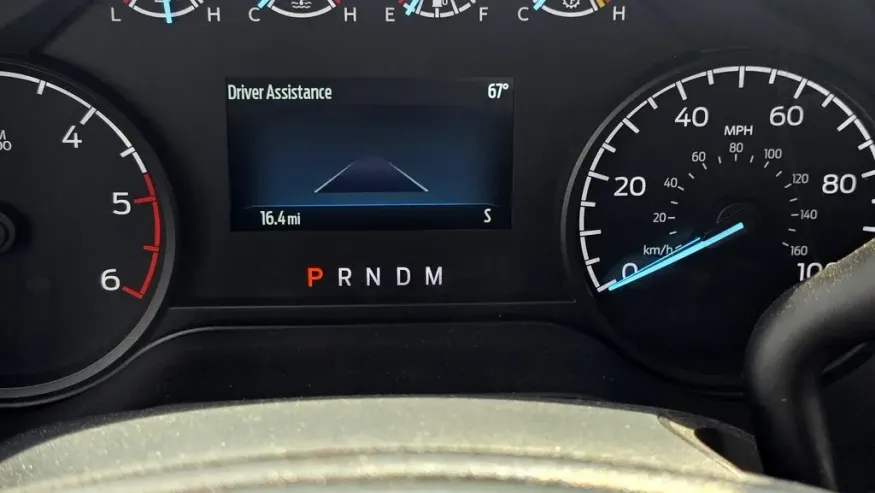 2025 Ford Super Duty F-350 | Photo 18 of 28