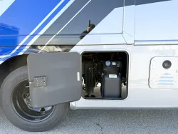 2025 Thor Palazzo GT 33.6 | Thumbnail Photo 28 of 30