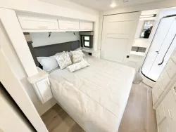 2026 Renegade Valencia 39RB | Thumbnail Photo 7 of 23