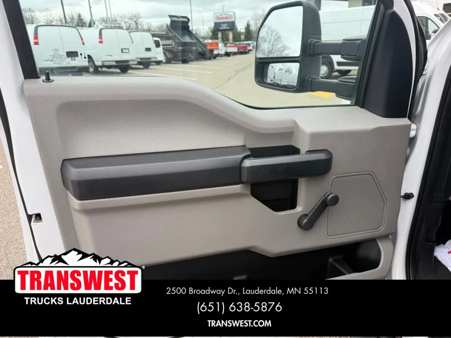 2021 Ford Super Duty F-450 XL | Photo 6 of 19