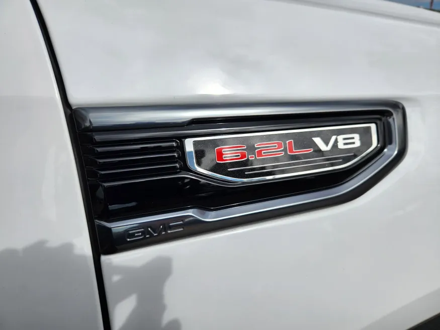 2026 GMC Sierra 1500 AT4 | Photo 18 of 30