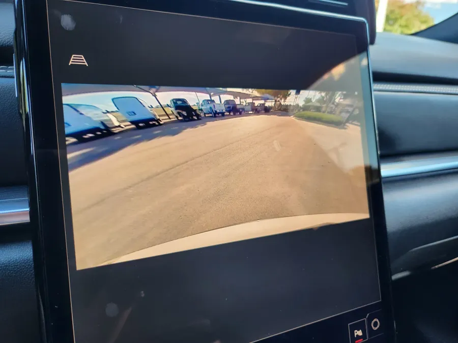 2025 GMC Terrain AWD Elevation | Photo 27 of 28