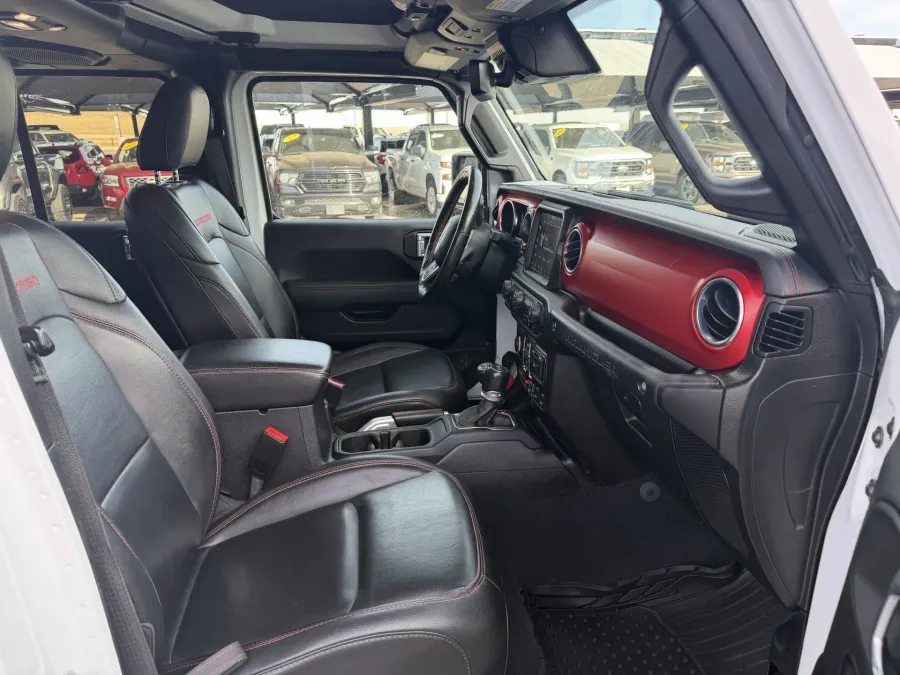 2021 Jeep Wrangler Unlimited Rubicon | Photo 10 of 18