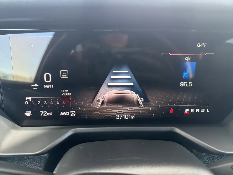 2024 GMC Acadia AWD Elevation | Photo 23 of 25
