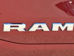 2025 RAM 1500 Laramie | Thumbnail Photo 10 of 25