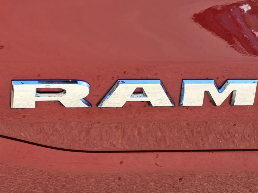2025 RAM 1500 Laramie | Photo 10 of 25