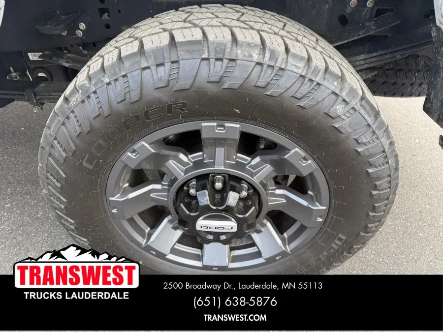 2023 Ford F-350 | Photo 18 of 23