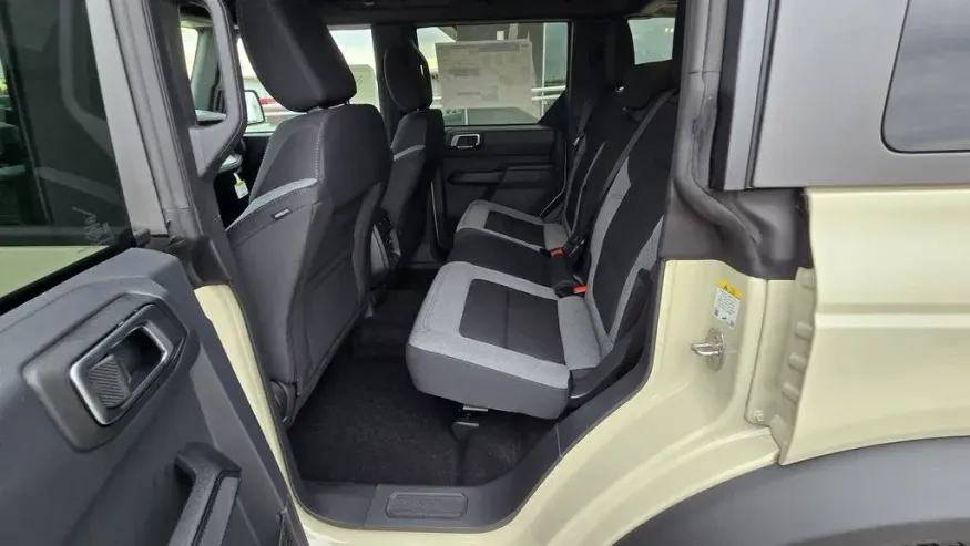 2025 Ford Bronco | Photo 27 of 29