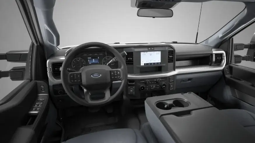 2026 Ford Super Duty F-250 | Photo 6 of 8