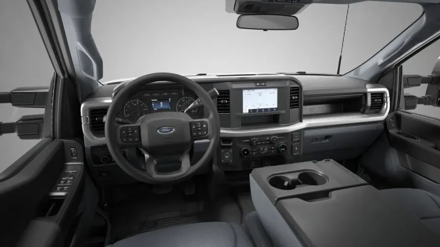 2026 Ford Super Duty F-250 | Photo 6 of 8