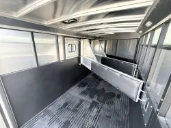 2026 Logan Coach Crossfire 3HGN | Thumbnail Photo 10 of 14