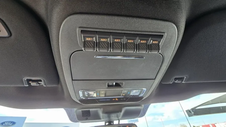 2025 Ford F-150 | Photo 29 of 34