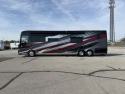 2026 Newmar King Aire 4521 | Thumbnail Photo 1 of 32