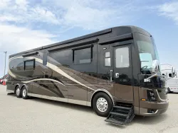 2018 Newmar King Aire 4553 | Thumbnail Photo 1 of 33