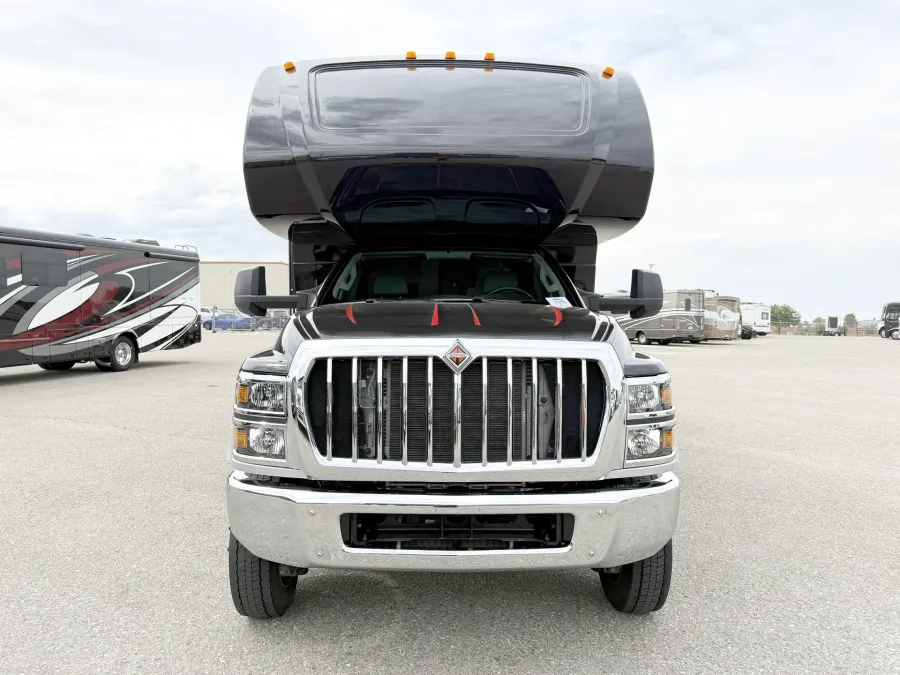 2022 Nexus Rebel 30R | Photo 18 of 22