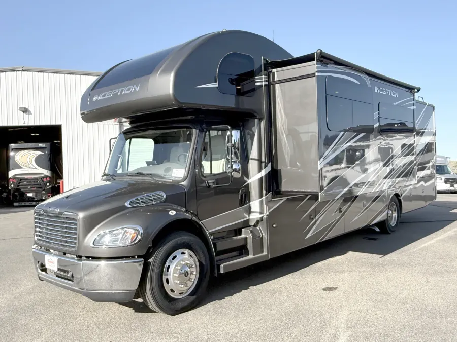 2023 Thor Inception 38MX | Photo 22 of 29