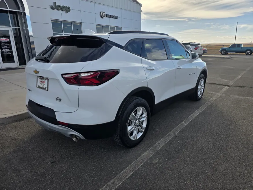 2020 Chevrolet Blazer LT | Photo 7 of 20