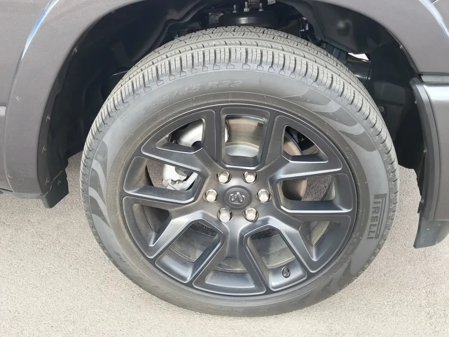 2025 RAM 1500 Laramie | Photo 6 of 26