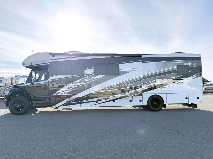 2026 Renegade Verona 40VTS | Photo 21 of 31