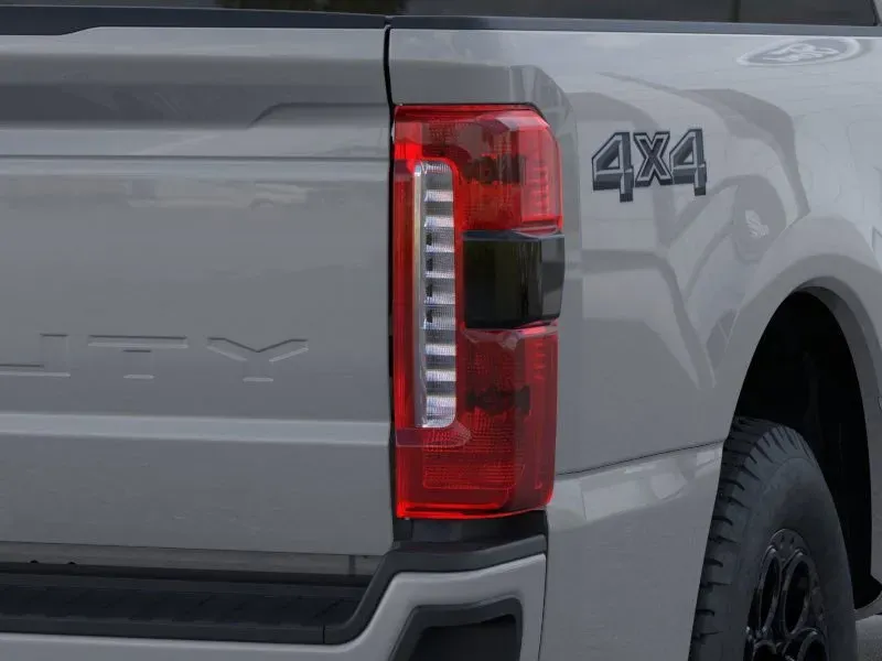 2026 Ford Super Duty F-350 Lariat | Photo 21 of 22