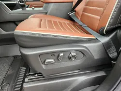 2025 GMC Sierra 1500 Denali Ultimate | Thumbnail Photo 9 of 29