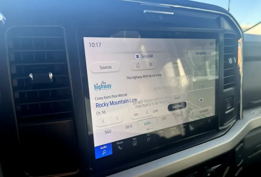 2026 Ford Super Duty F-350 | Photo 16 of 23