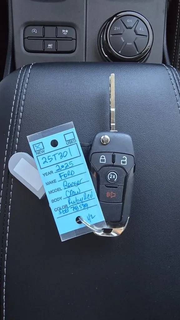 2025 Ford Ranger | Photo 24 of 29