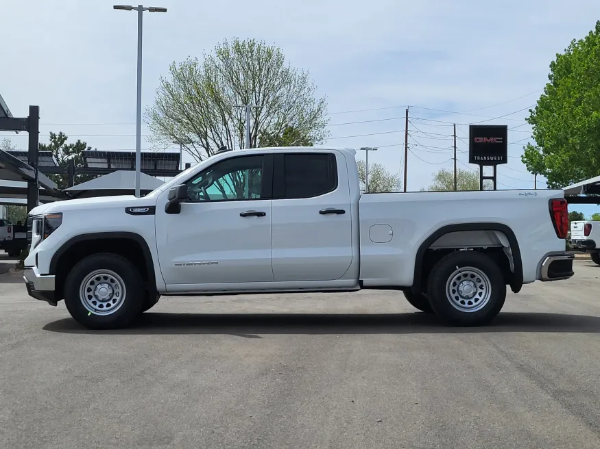 2026 GMC Sierra 1500 Pro | Photo 3 of 24