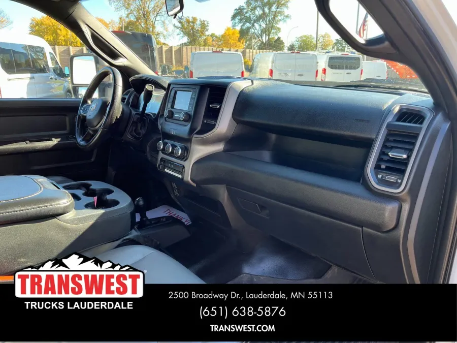 2023 RAM 2500 Tradesman | Photo 6 of 20