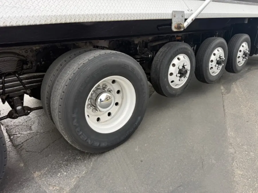 2019 Western Star 4700SF | Photo 7 of 14
