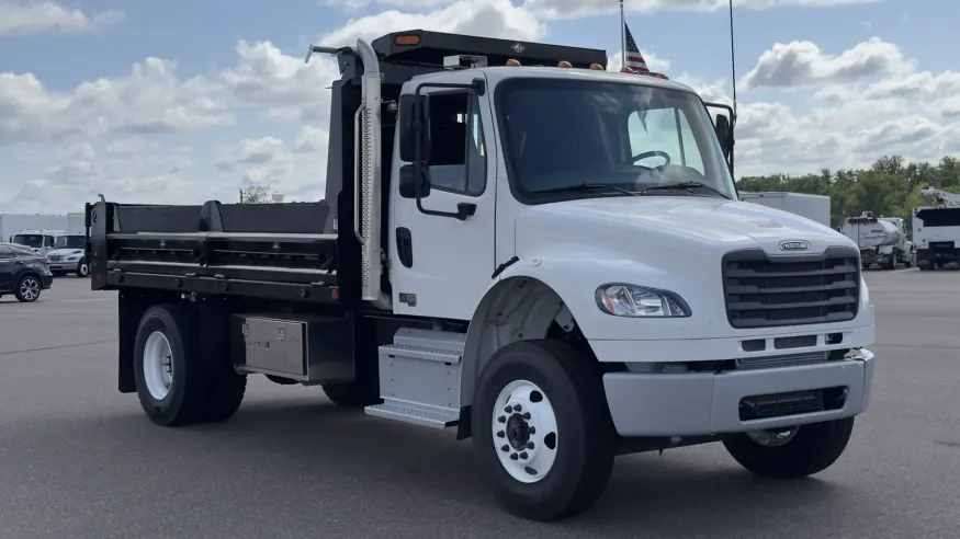 2026 Freightliner M2 106 | Photo 10 of 21