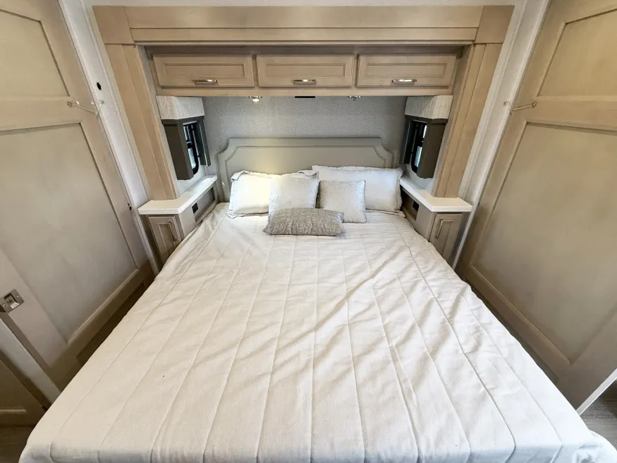 2026 Renegade Verona 40VRB | Photo 17 of 31