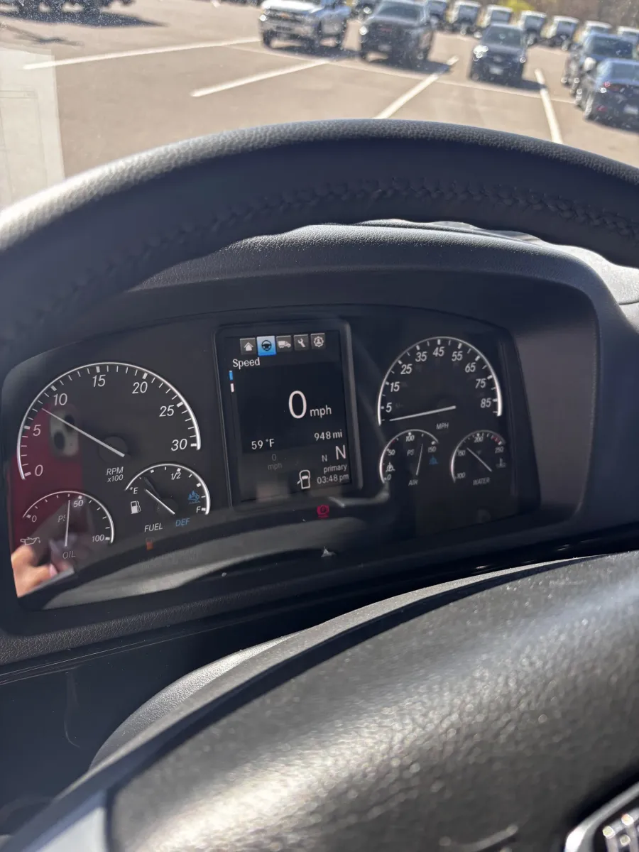 2025 Freightliner M2 106 Summit Hauler | Photo 8 of 27