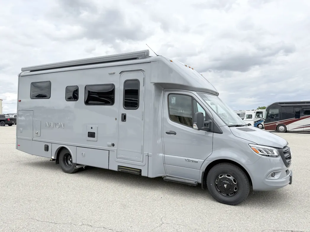 2027 Winnebago Navion 24R 