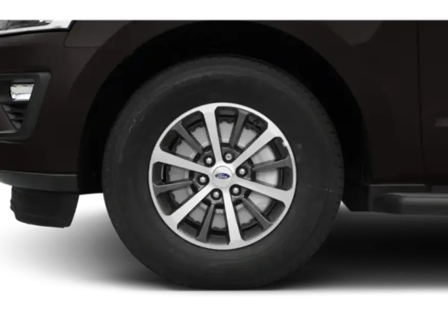 2018 Ford Expedition | Photo 7 of 13