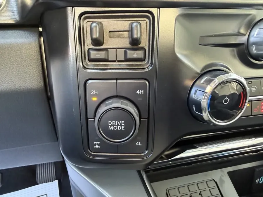 2026 Ford Super Duty F-250 | Photo 21 of 30